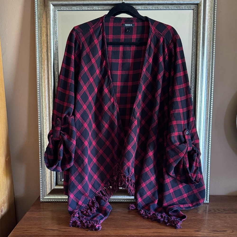 Torrid Red and Black Plaid Flannel Drape Fringe Hem size 3X
